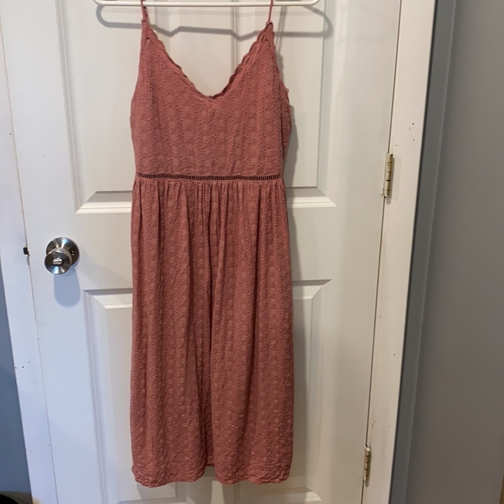 H&M Eyelet Spaghetti Strap MIDI Dress EUC - Picture 2 of 16